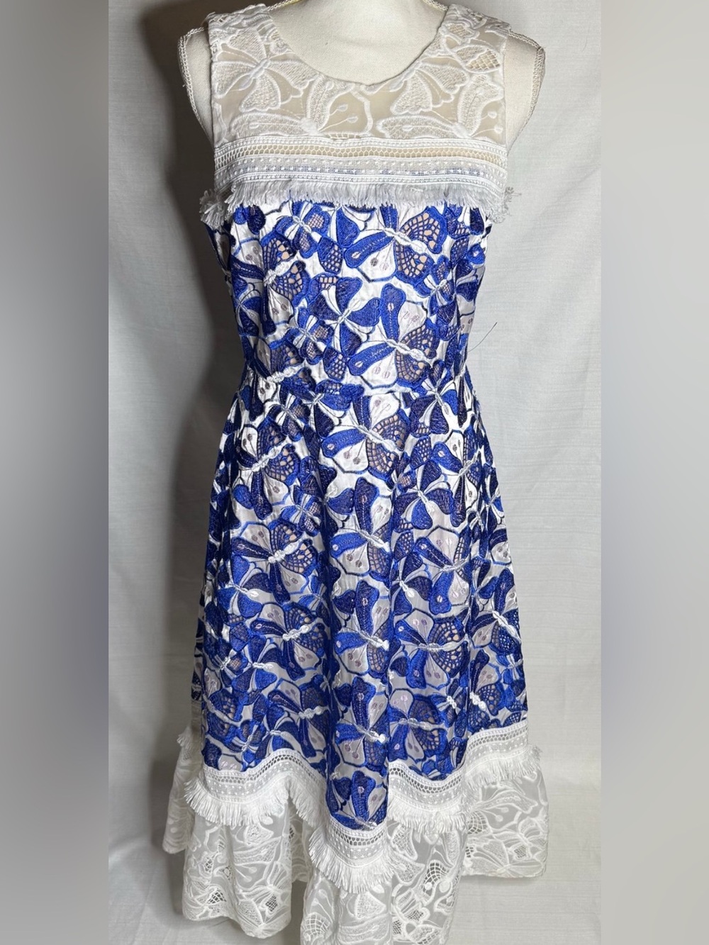 Badgley Mischka Belle butterfly Embroidered Women’s Lace Dress  New Blue 8